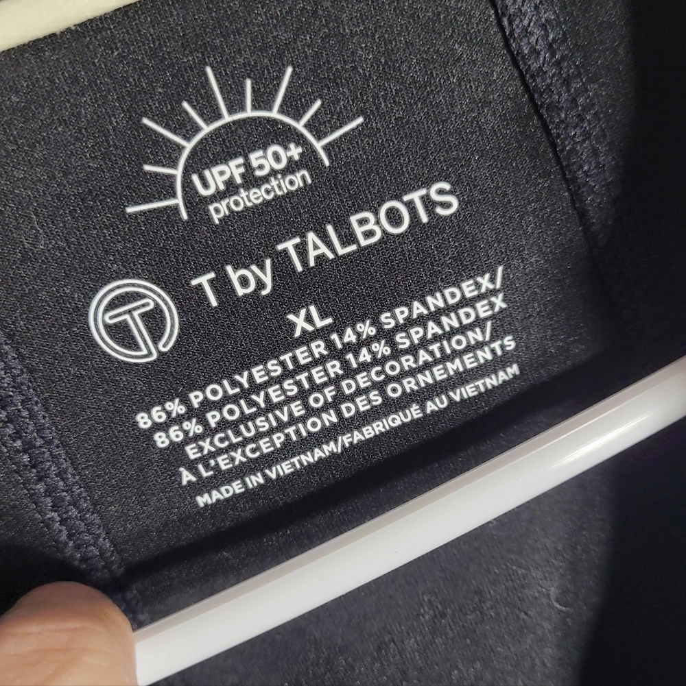 T By Talbots UPF 50+ Long Sleeve Zip Up Light Mockneck Jacket Black New - Picture 2 of 9